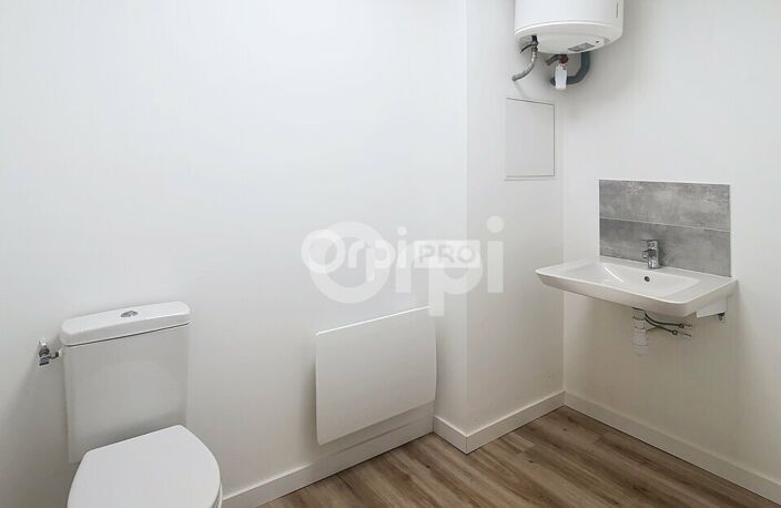 LOCAL PROFESSIONNEL A LOUER — photo 5
