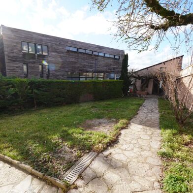 Appartement 3 pièces 790 €