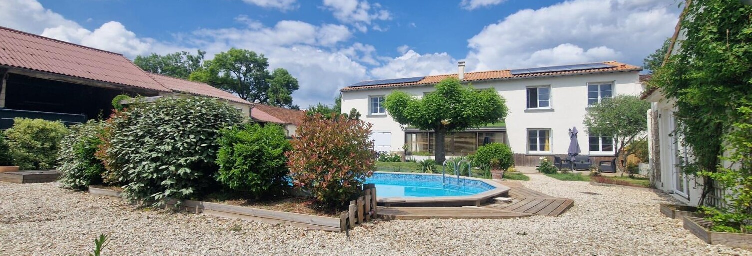 Maison 14 Pièces 437 m² à vendre à Chermignac (17460)