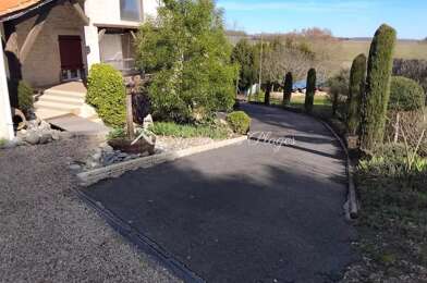 Maison 8 pièces 379600 €