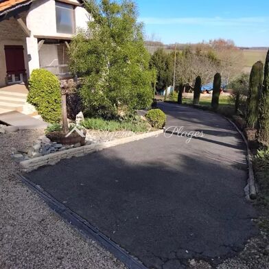 Maison 8 pièces 379600 €