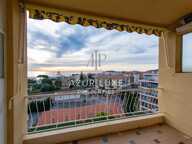 CENTRE VILLE - APPARTEMENT 2 PIECES A RENOVER - DOUBLE TERRASSE — photo 2