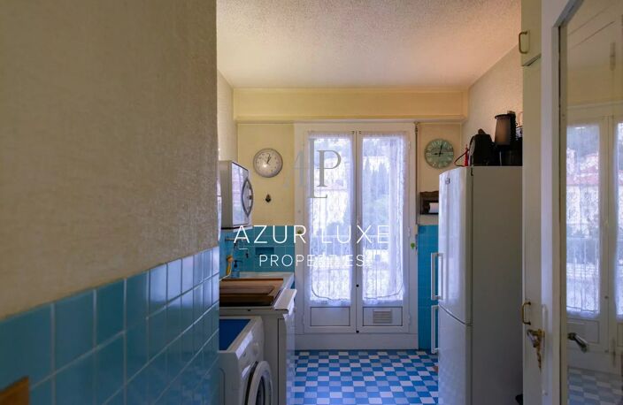 CENTRE VILLE - APPARTEMENT 2 PIECES A RENOVER - DOUBLE TERRASSE — photo 5