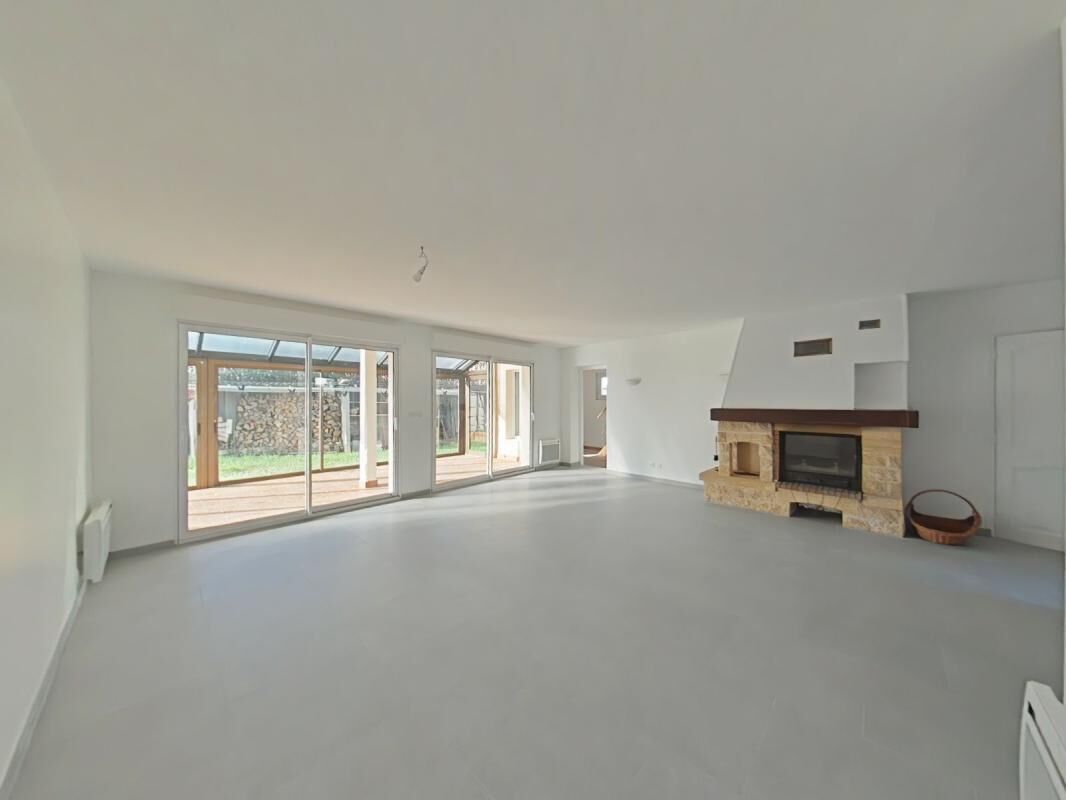 Villa / Maison  T4 à louer Romans-sur-Isère 26100