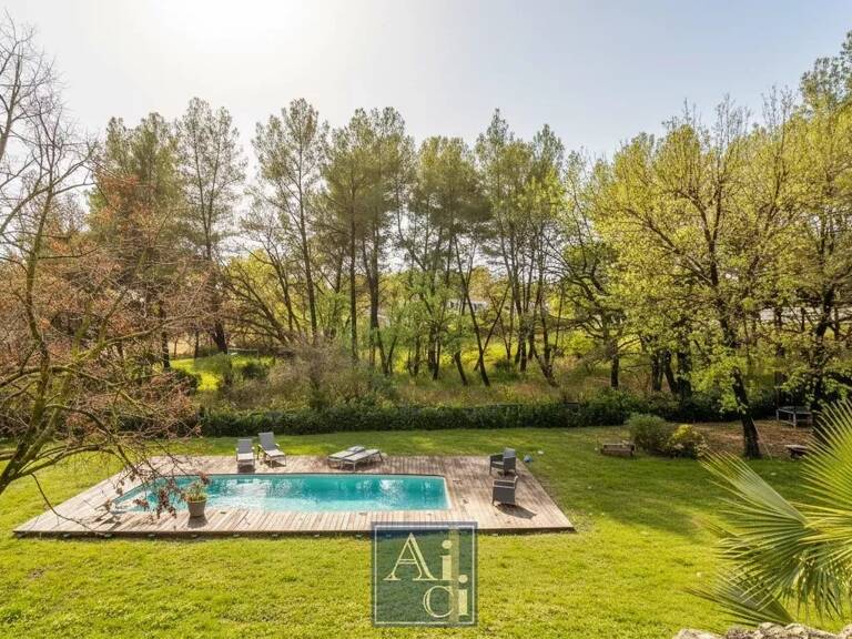 MOUGINS- VILLA AVEC PISCINE SUR TERRAIN PLAT — photo 1