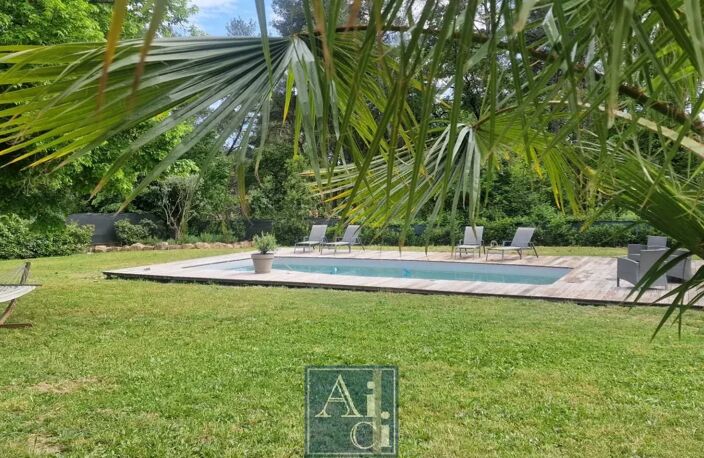MOUGINS- VILLA AVEC PISCINE SUR TERRAIN PLAT — photo 2