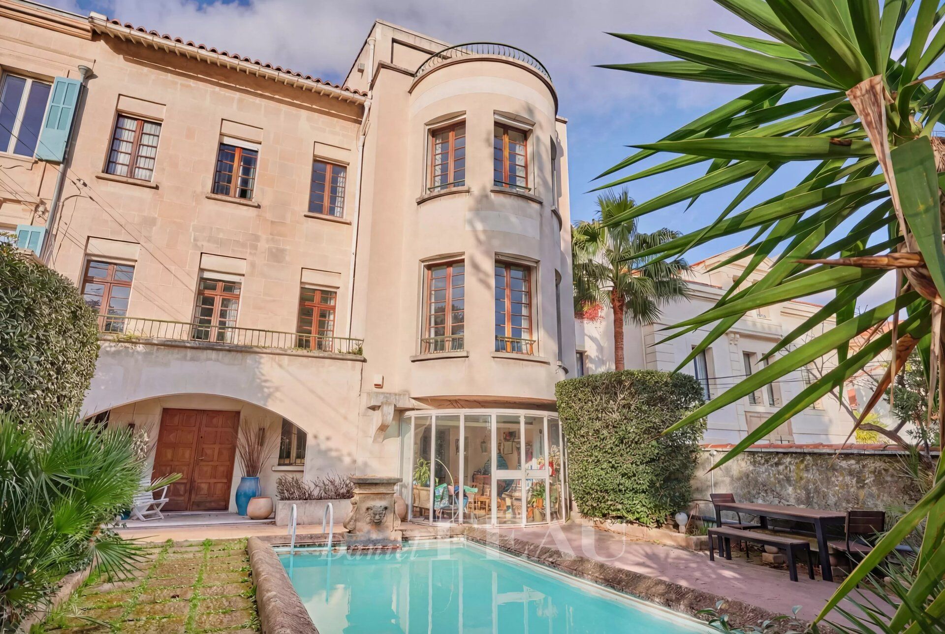 Villa / Maison  T10 à vendre Marseille 8eme 13008