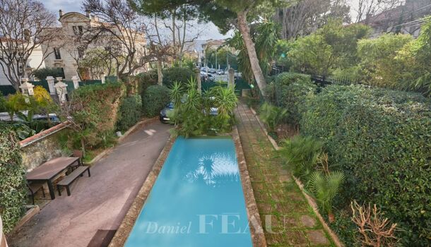 Villa / Maison 10 pièces  à vendre Marseille 8eme 13008