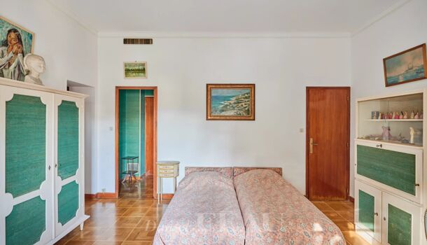 Villa / Maison 10 pièces  à vendre Marseille 8eme 13008