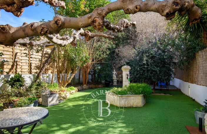 VENTE - MARSEILLE 13007 - SAMATAN - MAISON - JARDIN - 4 CHAMBRES — photo 2