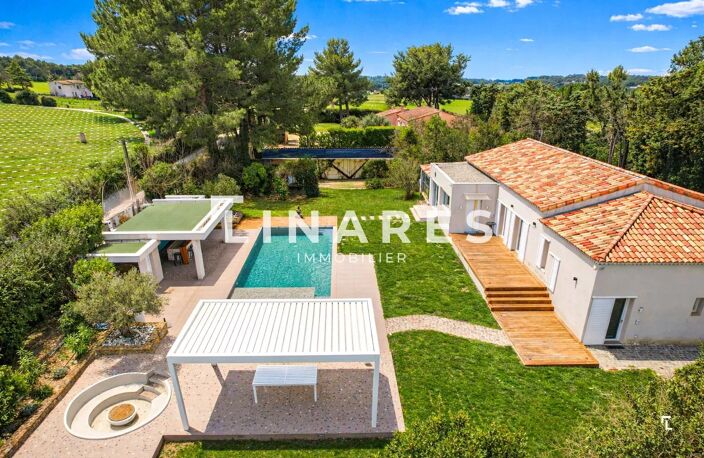 L' IDEALE - Villa T6 de 180 m² - Terrain 2600 m²  -  13290 LA DU — photo 2