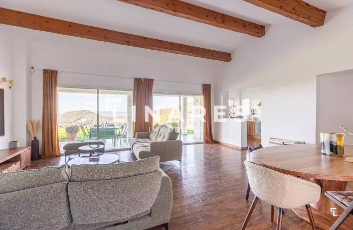EN APESANTEUR - Maison T5 de 168m2 - Vue mer - Piscine - 83740 L — photo 4