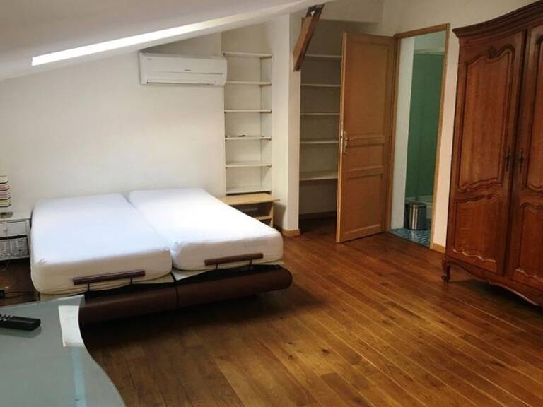 T2 — photo 1