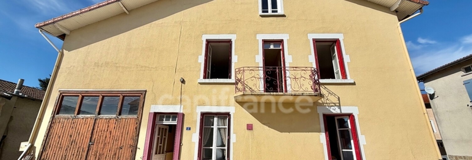 Maison 8 Pièces 185 m² à vendre à Saint-Priest-la-Prugne (42830)