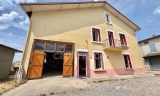 Maison 8 Pièces 185 m² à vendre à Saint-Priest-la-Prugne (42830)