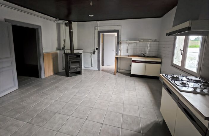 Maison à vendre 4 pièces SAVIGNY EN REVERMONT (71) — photo 3
