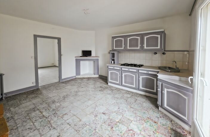 Maison à vendre 4 pièces SAVIGNY EN REVERMONT (71) — photo 3