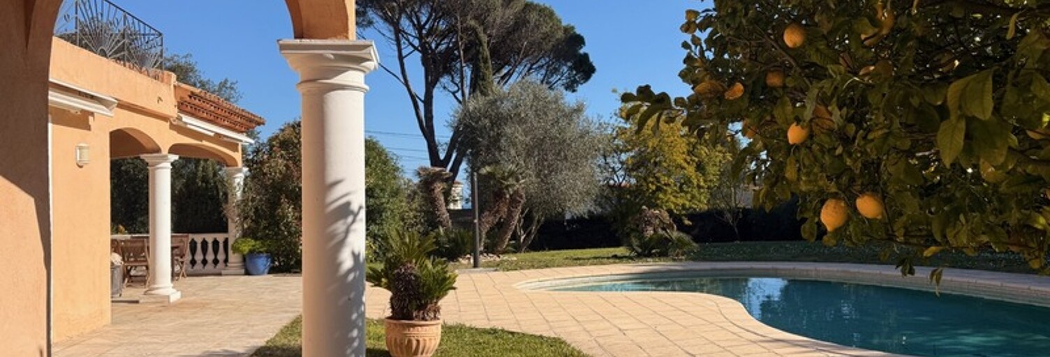 Maison 6 Pièces 300 m² à vendre à Mandelieu-la-Napoule (06210)