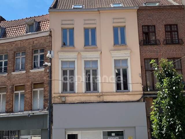 Dpt Nord (59), à vendre ROUBAIX immeuble rapport mixte commerce-bureau-appartement 11 pièces , 207m² — photo du bien