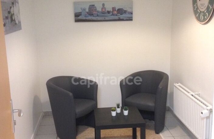 Dpt Nord (59), à vendre ROUBAIX immeuble rapport mixte commerce-bureau-appartement 11 pièces , 207m² — photo 2