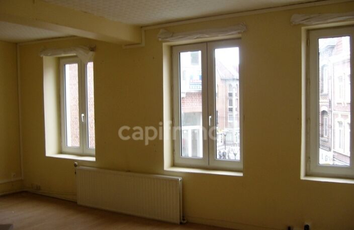 Dpt Nord (59), à vendre ROUBAIX immeuble rapport mixte commerce-bureau-appartement 11 pièces , 207m² — photo 3
