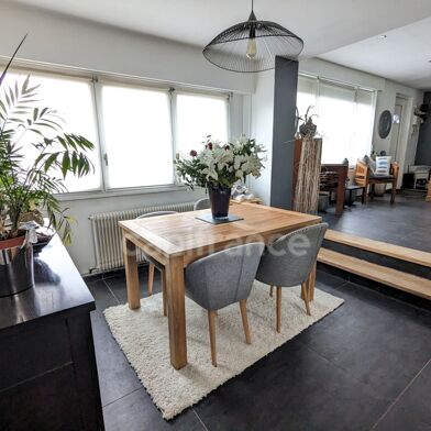 Maison 4 pièces 300000 €