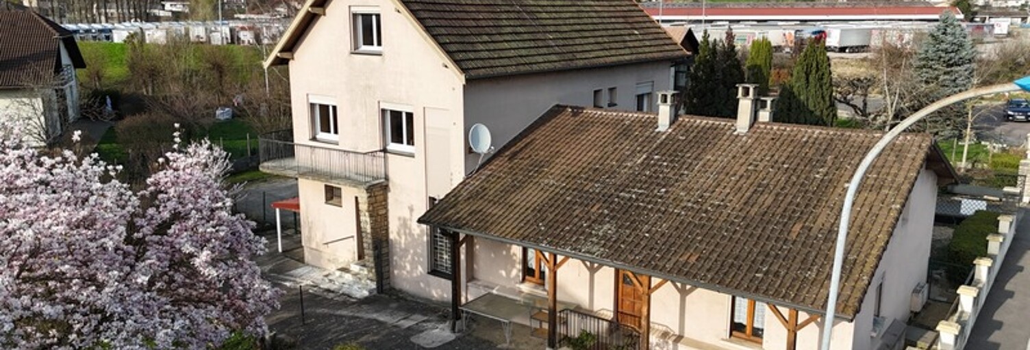 Maison 8 Pièces 198 m² à vendre à Montmorot (39570)