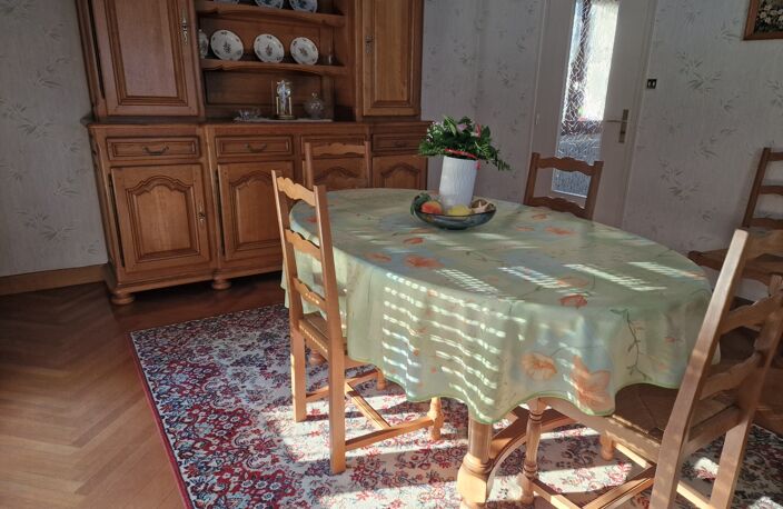 Dpt Vosges (88), à vendre proche CONTREXEVILLE MAISON P5 avec GARAGE + DEPENDANCE (hangar) / TERRAIN 2000 m2 — photo 4