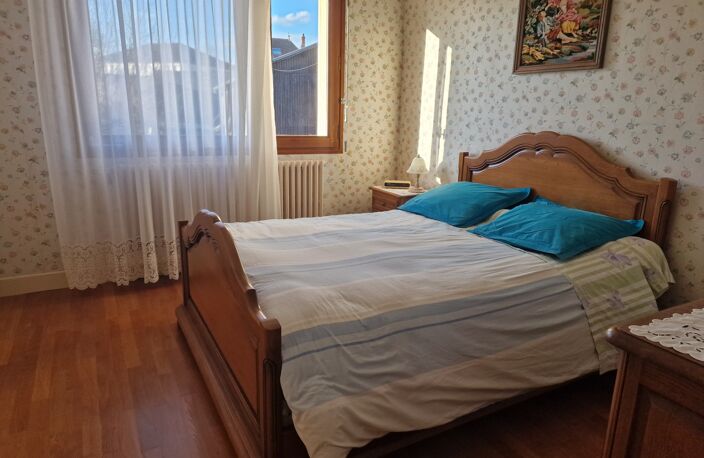Dpt Vosges (88), à vendre proche CONTREXEVILLE MAISON P5 avec GARAGE + DEPENDANCE (hangar) / TERRAIN 2000 m2 — photo 5