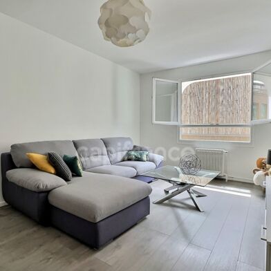 Appartement 2 pièces 319800 €