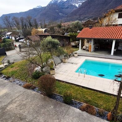 Maison 5 pièces 410000 €