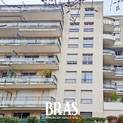 Appartement 3 pièces 325500 €