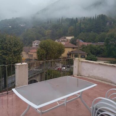 Appartement 3 pièces 900 €