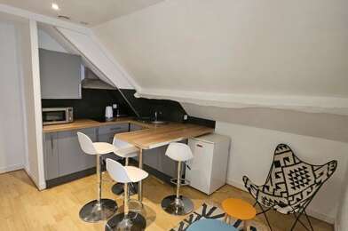 Appartement 2 pièces 904 €