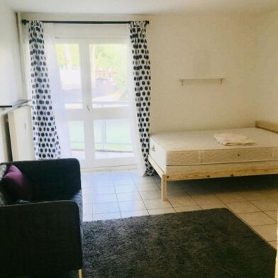 Appartement 1 pièces 450 €