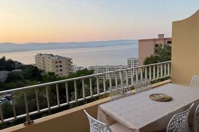 Appartement 3 pièces 1100 €