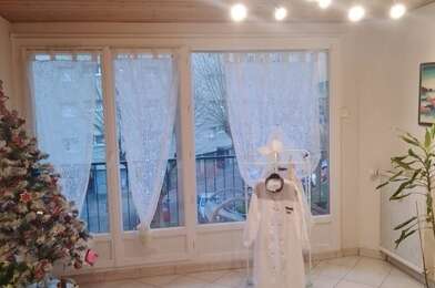 Appartement 3 pièces 757 €