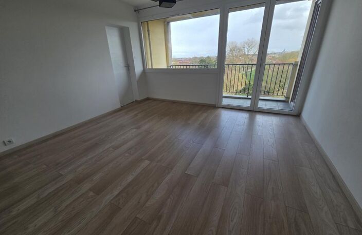 T4 — photo 2