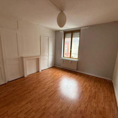 Maison 13 pièces 215250 €