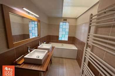 Maison 13 pièces 215250 €