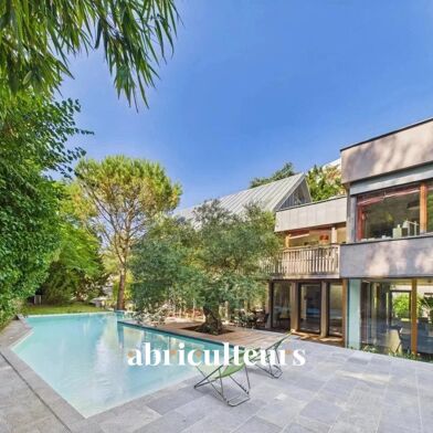 Maison 9 pièces 1293000 €