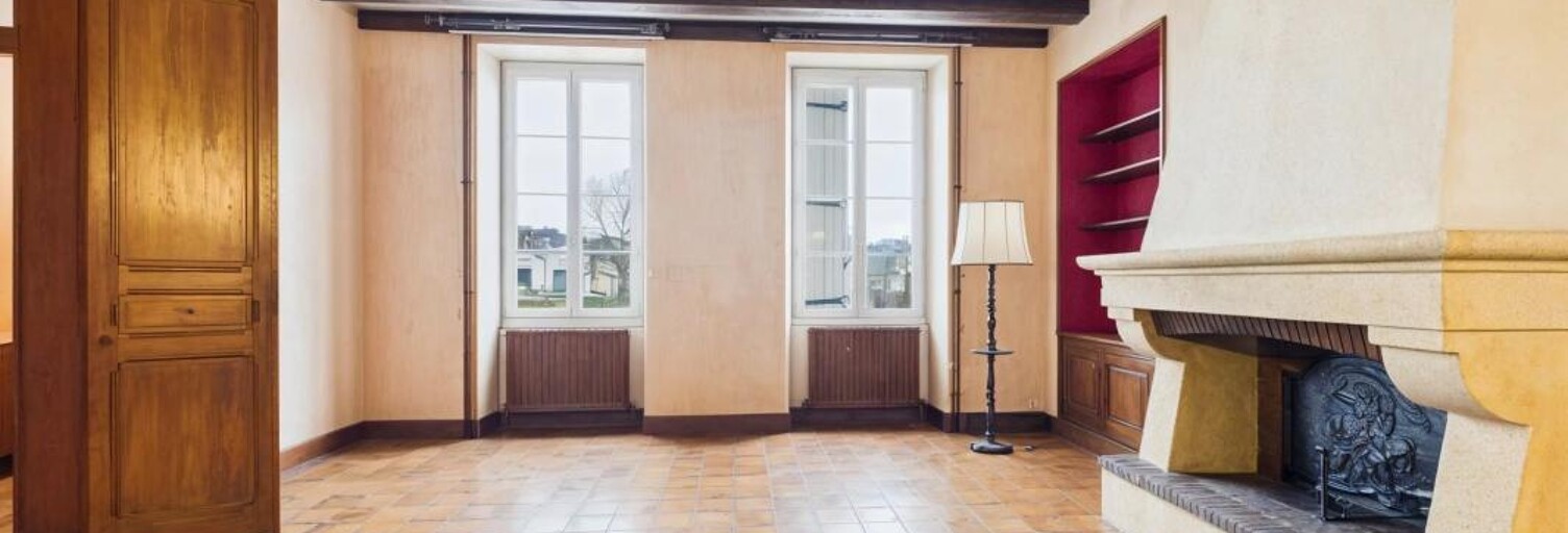 Maison 10 Pièces 350 m² à vendre à Jarnac (16200)