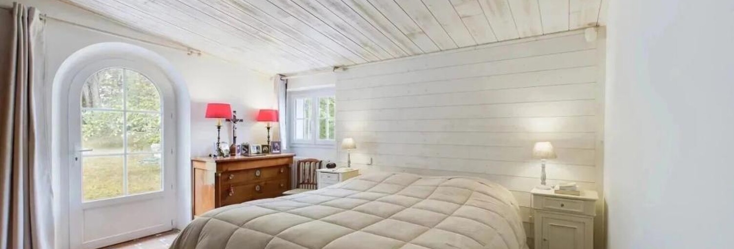 Maison 8 Pièces 235 m² à vendre à L'Épine (85740)