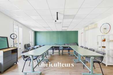 Bureau 4 pièces 700 €