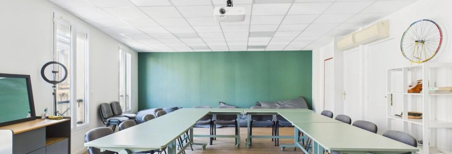 Bureau 4 Pièces 99 m² à louer à Bordeaux (33000)