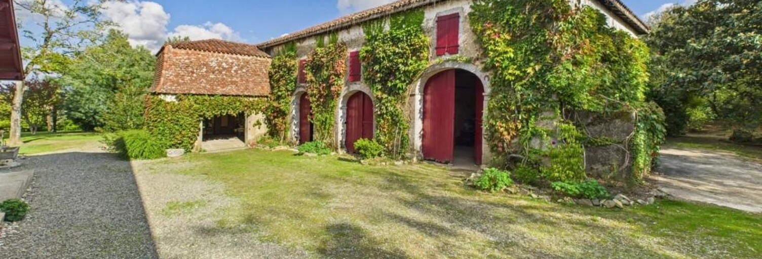 Maison 8 Pièces 235 m² à vendre à Tilh (40360)