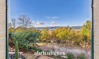 Maison 8 Pièces 232 m² à vendre à La Roque-d'Anthéron (13640)