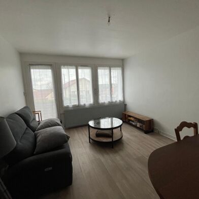 Maison 5 pièces 800 €