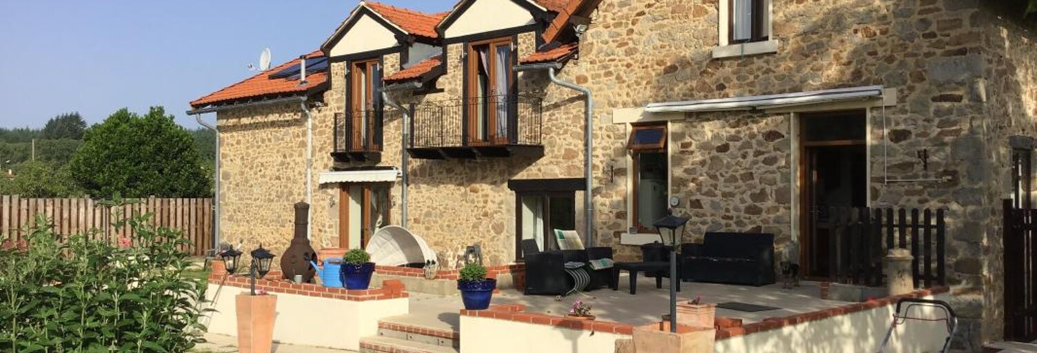 Maison 6 Pièces 250 m² à vendre à Montrollet (16420)