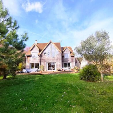 Maison 6 pièces 599000 €